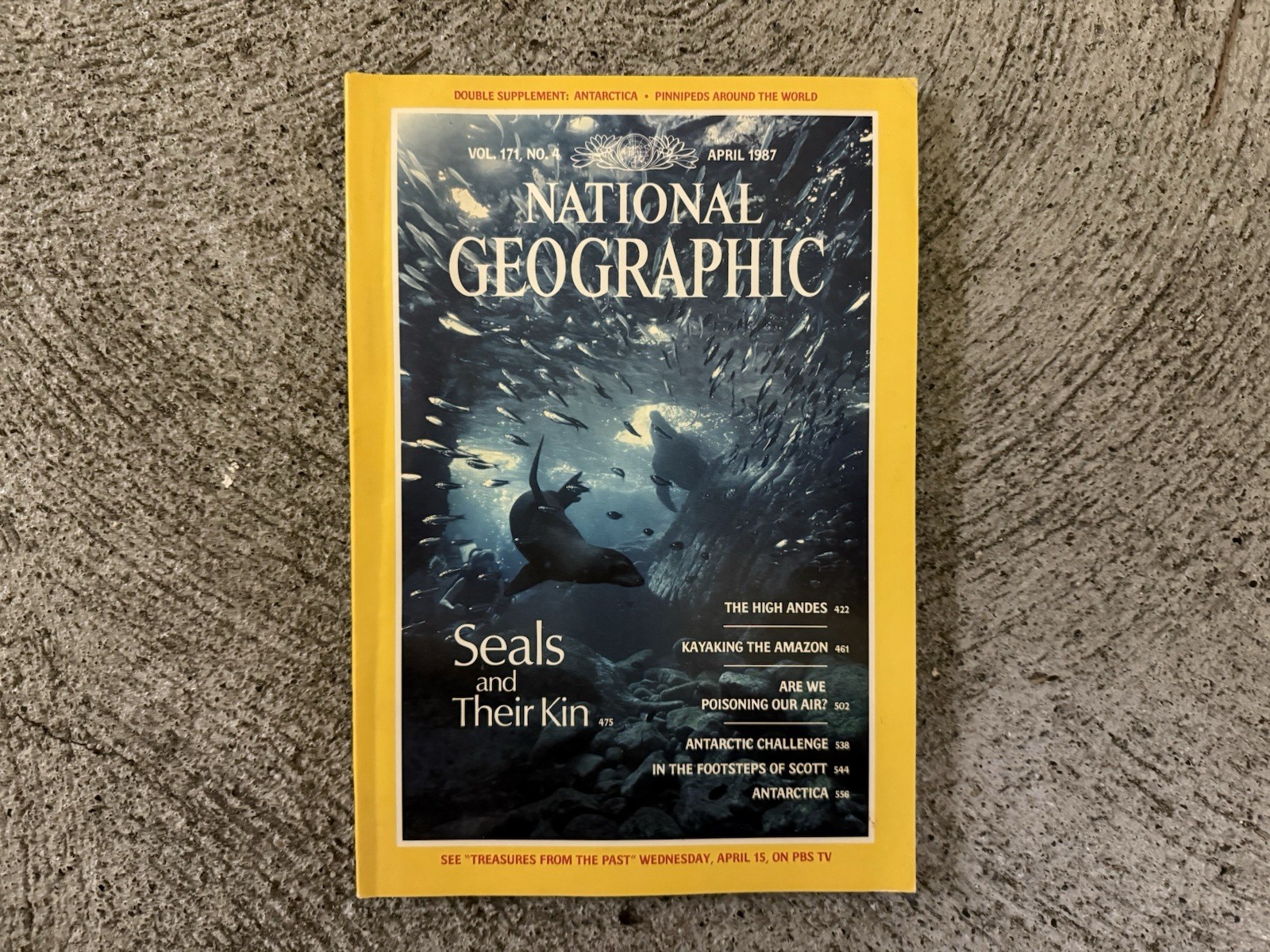 April 1987 National Geographic Magazine Antarctica Andes Kayaks Air Issue