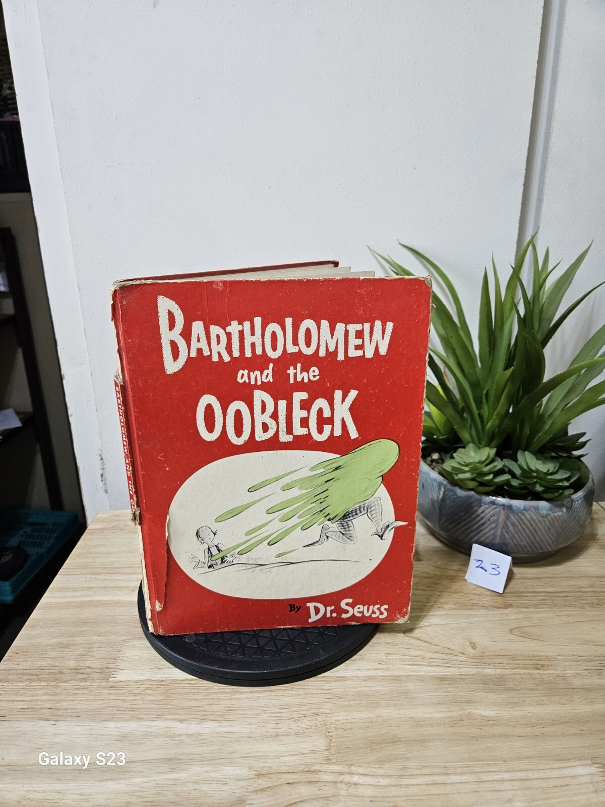 Bartholomew And The Oobleck By Dr. Seuss 1949 -12 Inch NO Book Club BIND FLAW