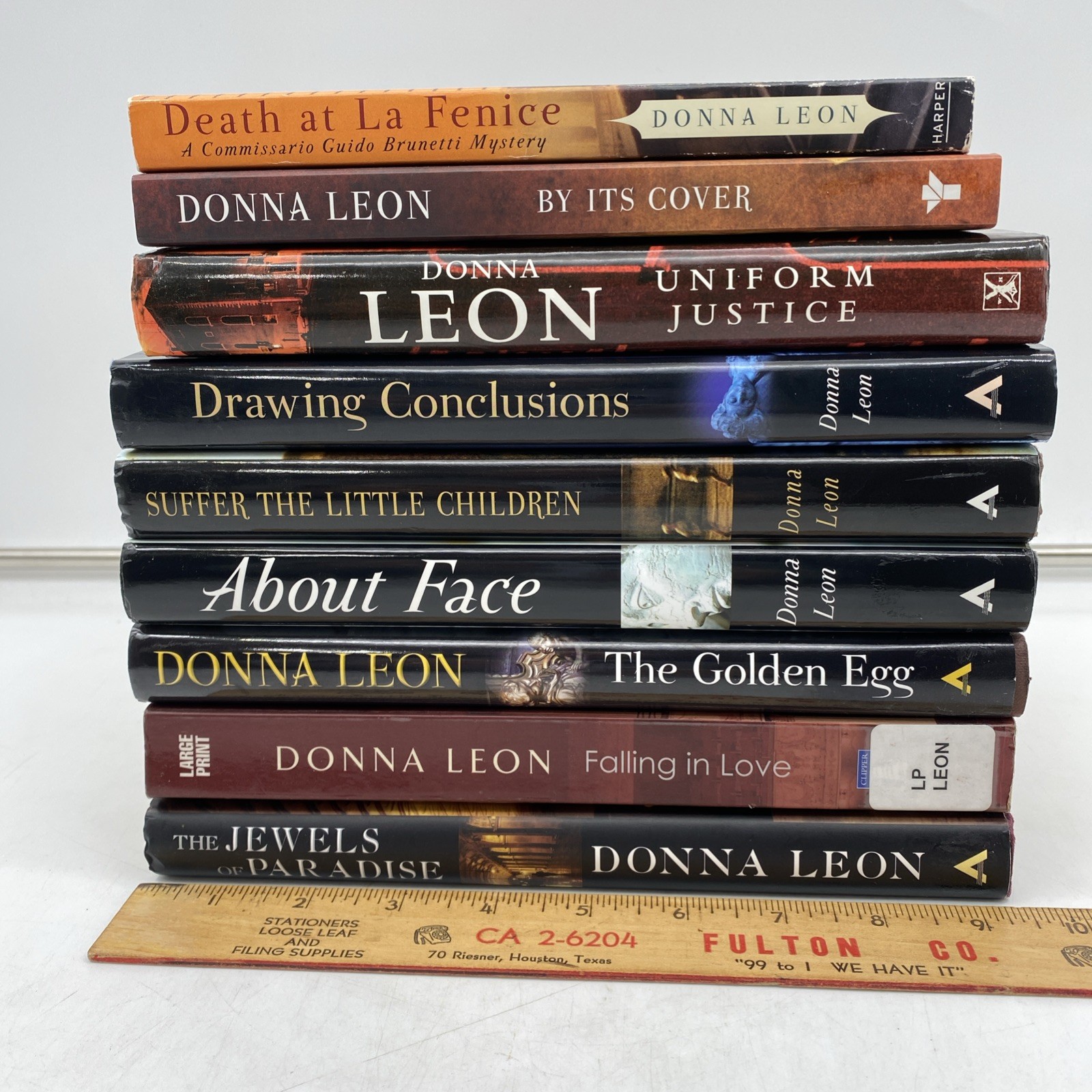 Donna Leon Lot of 8 Guido Brunetti Series + 1 Standalone Novel 6-HC/DJ, 3 TPB