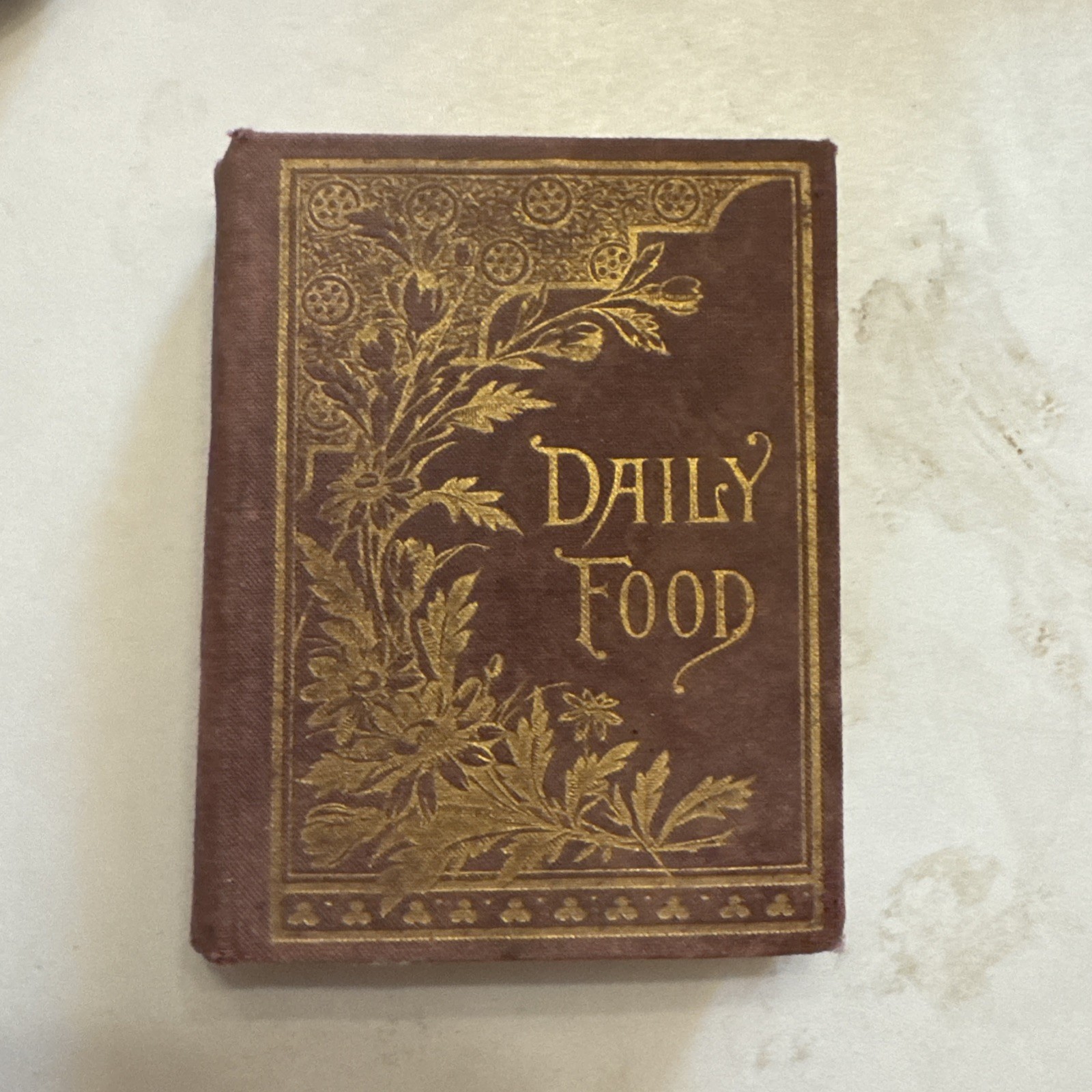 Daily Food Miniature Book A Passage for Each Day Mini Pocket