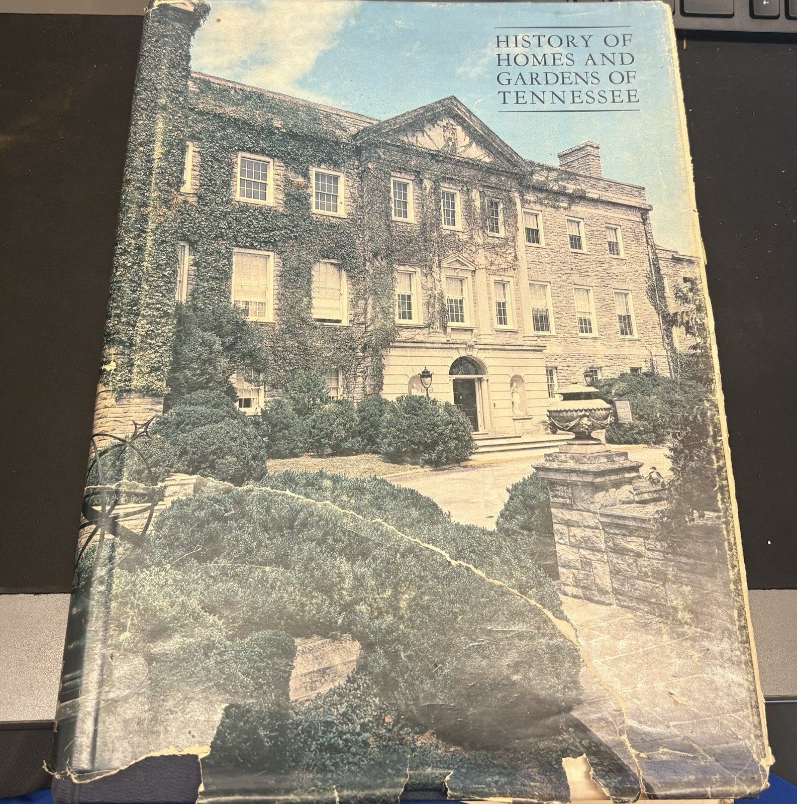 History of Homes & Gardens of Tennessee Hardcover 1974 – Good, Nice Clean Pages