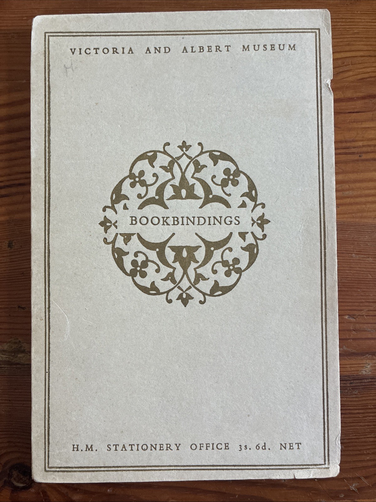 Bookbindings (1950) John P Harthan His Majesty’s Stationary Office London UK