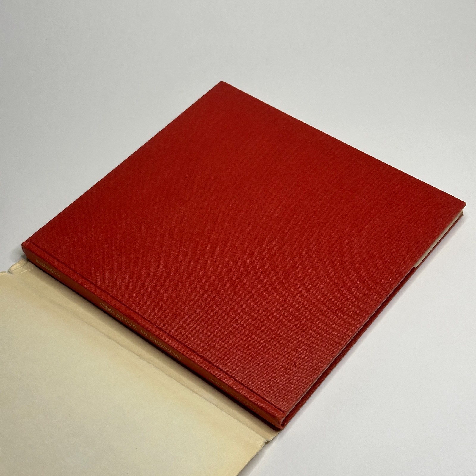 Art Instruction Book „Creative Rubbings“ Laye Andrew (1968, Hardcover)