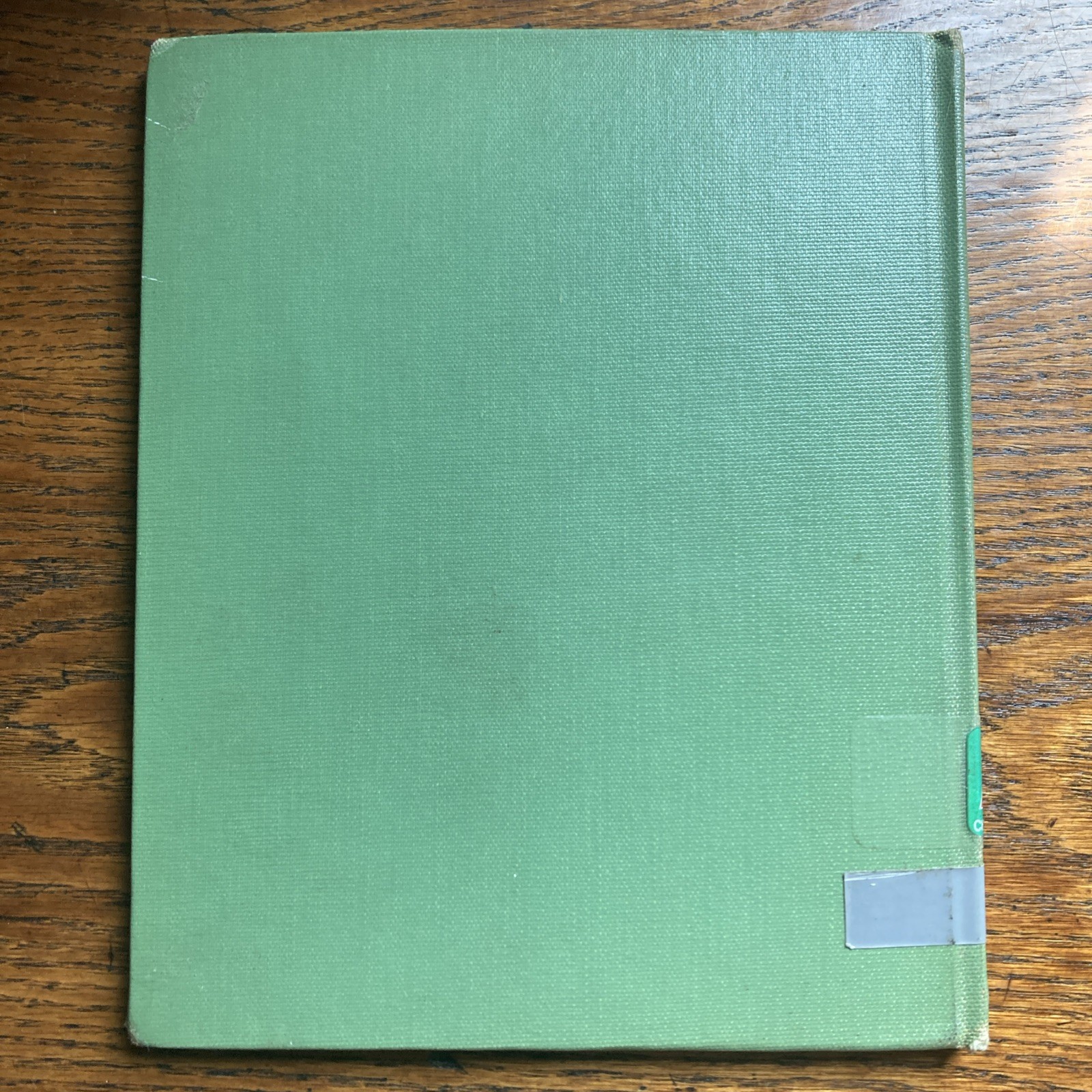 How Mrs. Santa Claus Saved Christmas – McGinley – 1963 – HC – ex-lib – Good