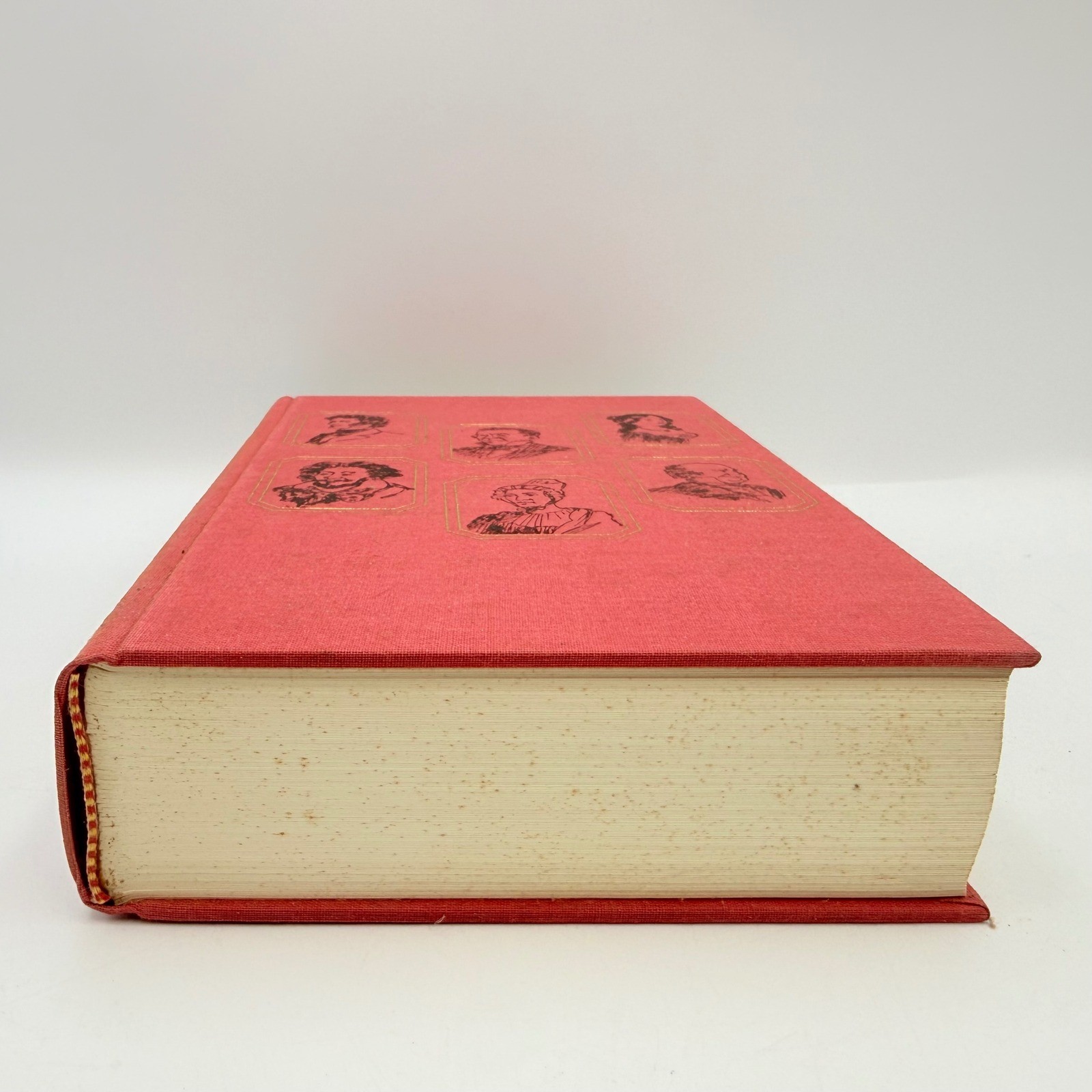 Nicholas Nickleby Charles Dickens Heritage Press 1968 Hardcover Slipcase