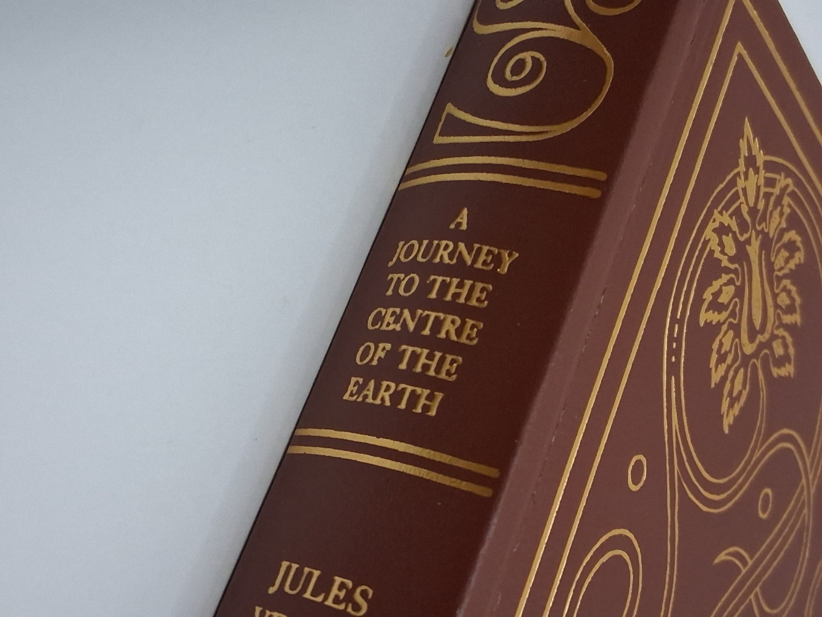 Jules Verne, 4 Book Bundle, Leagues/Centre of the Earth/Mysterious Island/Moon