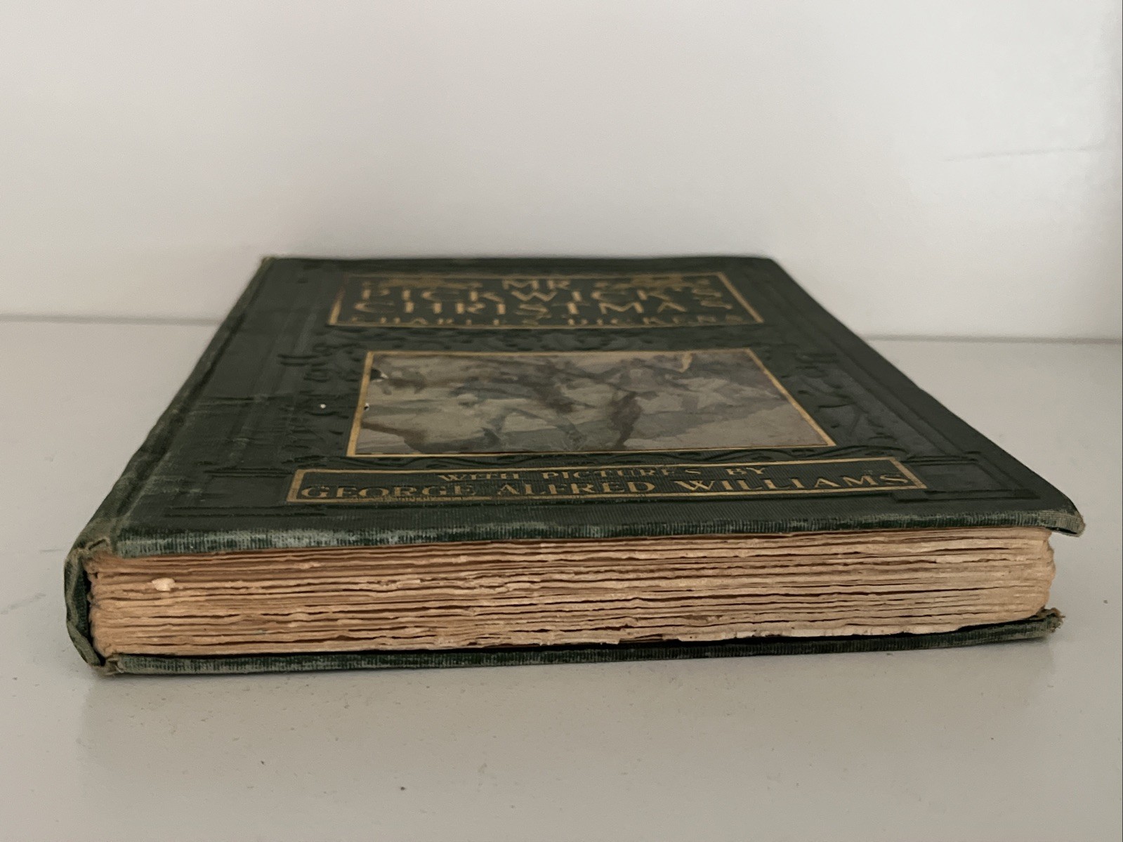 Antique Charles DICKENS / Mr Pickwick’s Christmas 1906