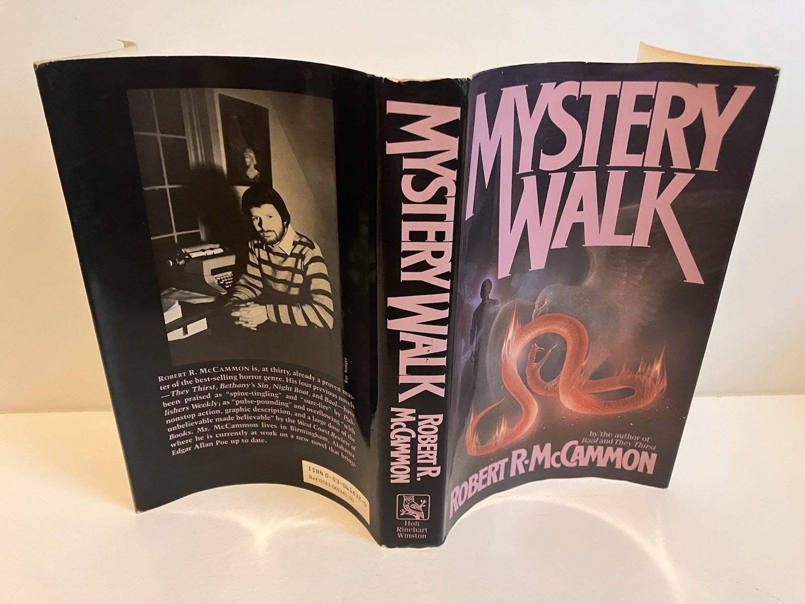 MYSTERY WALK by Robert R. McCammon 1st Edition/1st Printing 1983 Near Fine/VG