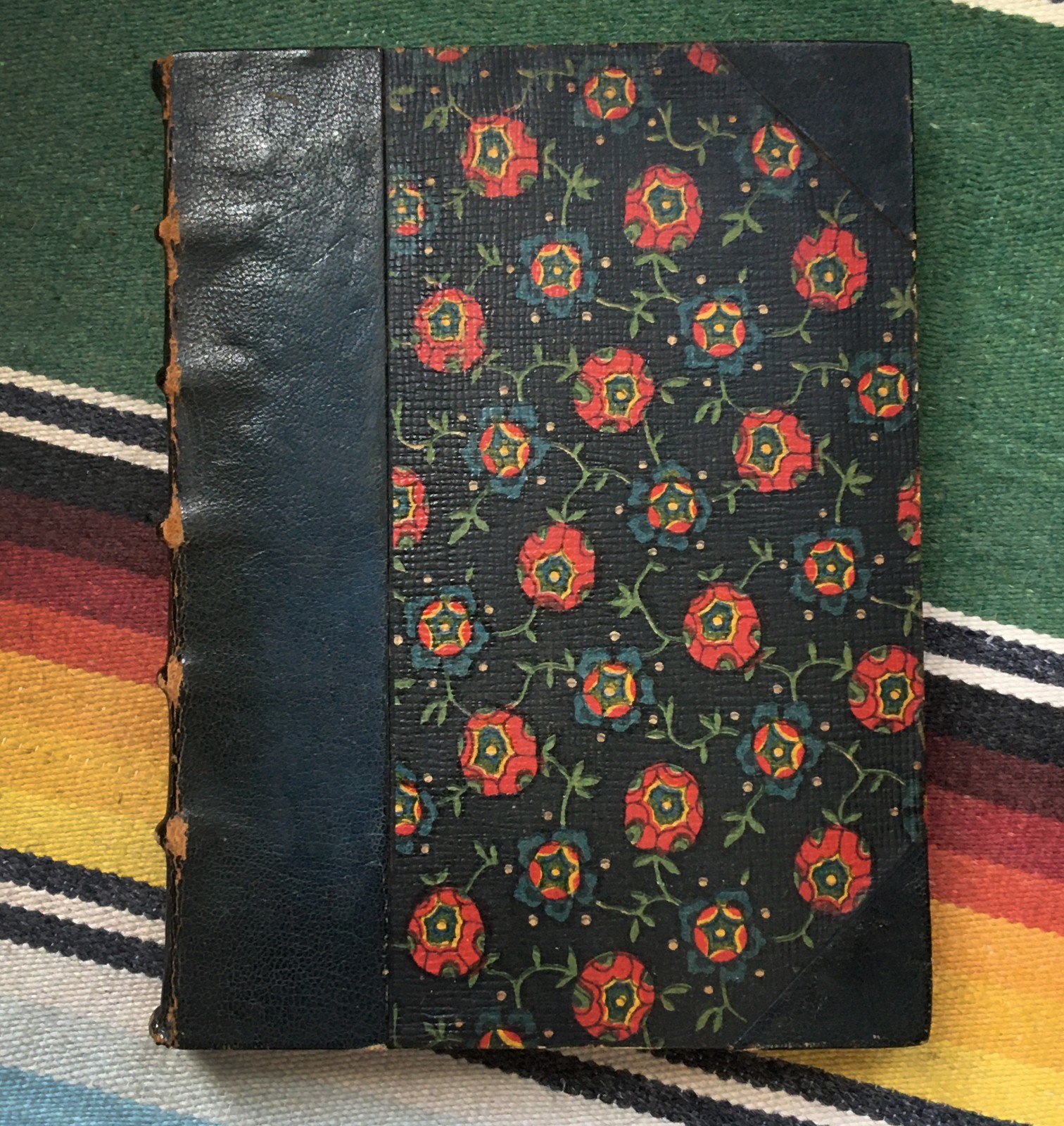 Decorative Antique Fine Binding ~ Beaconsfiled Maxims (Benjamin Disraeli) ~ 1906
