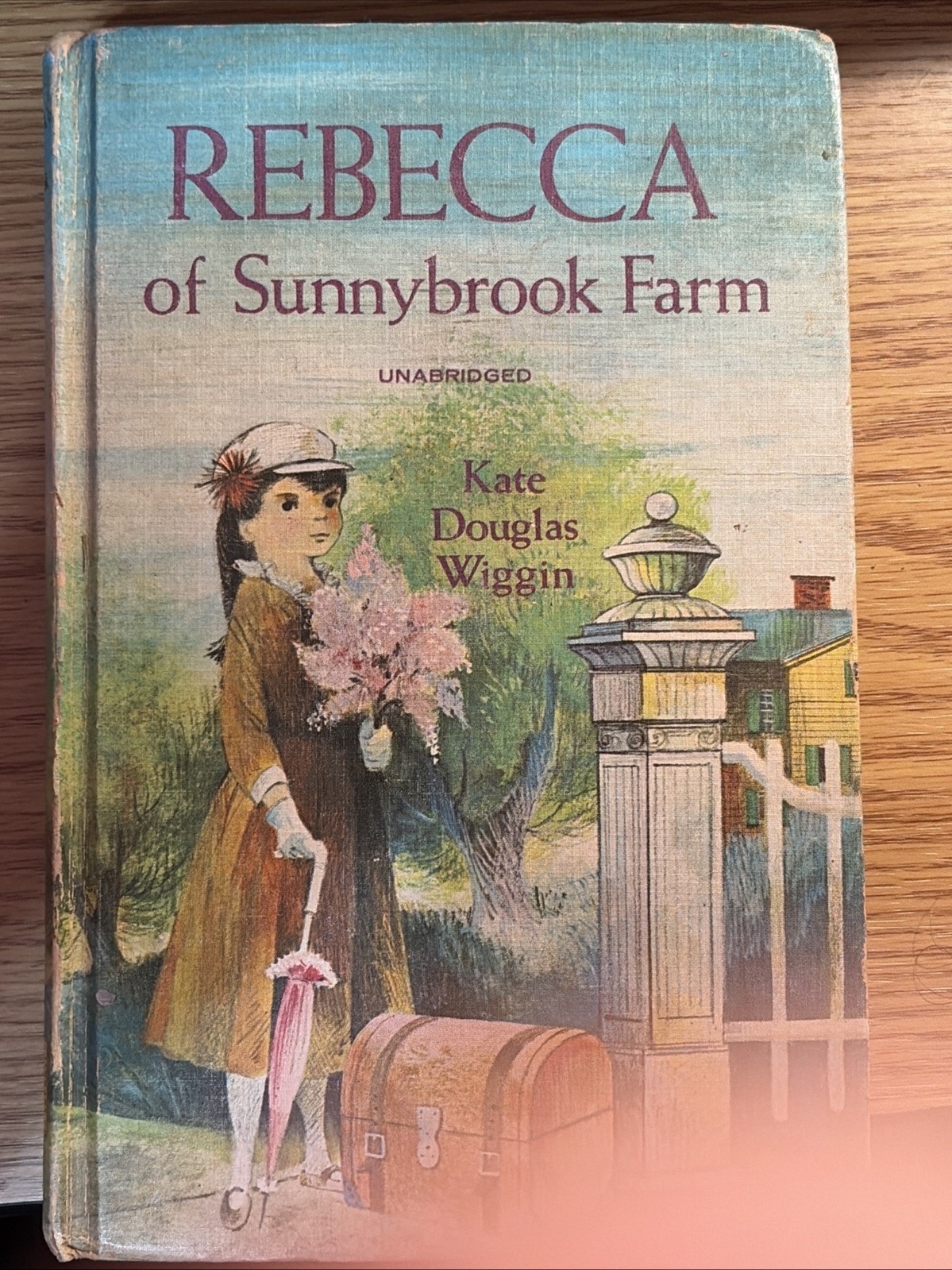 VINTAGE 1965 REBECCA OF SUNNYBROOK FARM Book By Kate Douglas Wiggin Illustrated