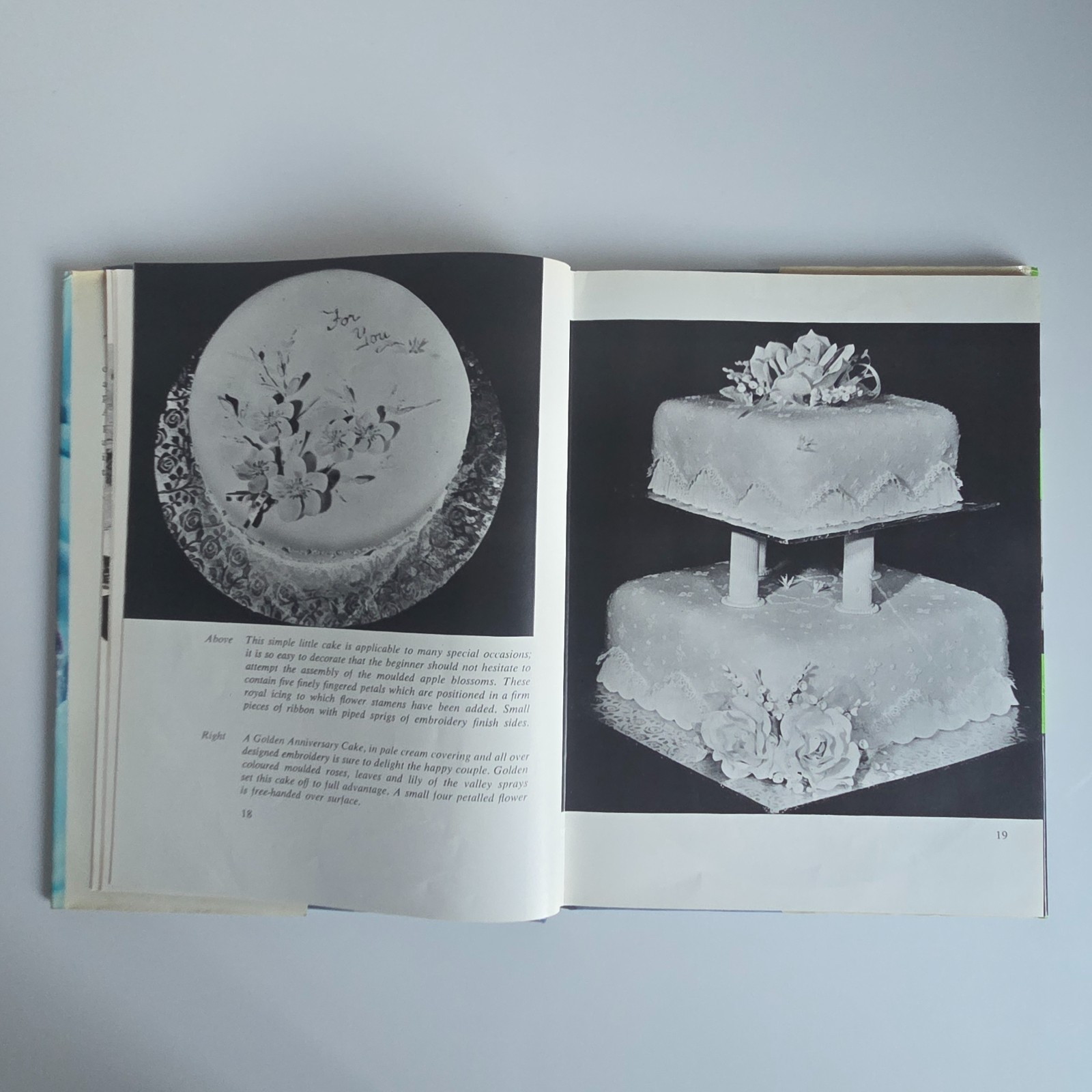 1973 Cake Design & Decoration by Vercoe & Evans Wedding Cake Icing Piping Guide
