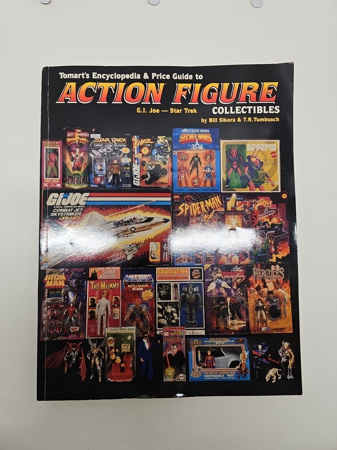 Tomart’s Encyclopedia Price Guide Action Figure Collectibles V2 GI Joe-Star Trek