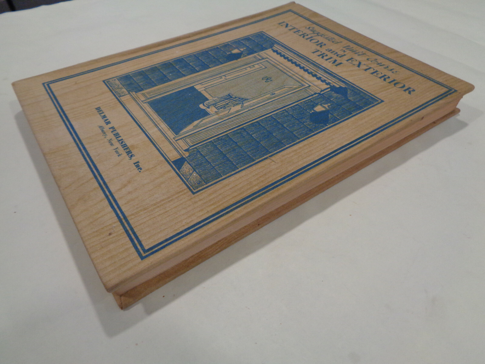 Suggested Unit Course in Interior and Exterior Trim 1946 Carpentry Woodworking
