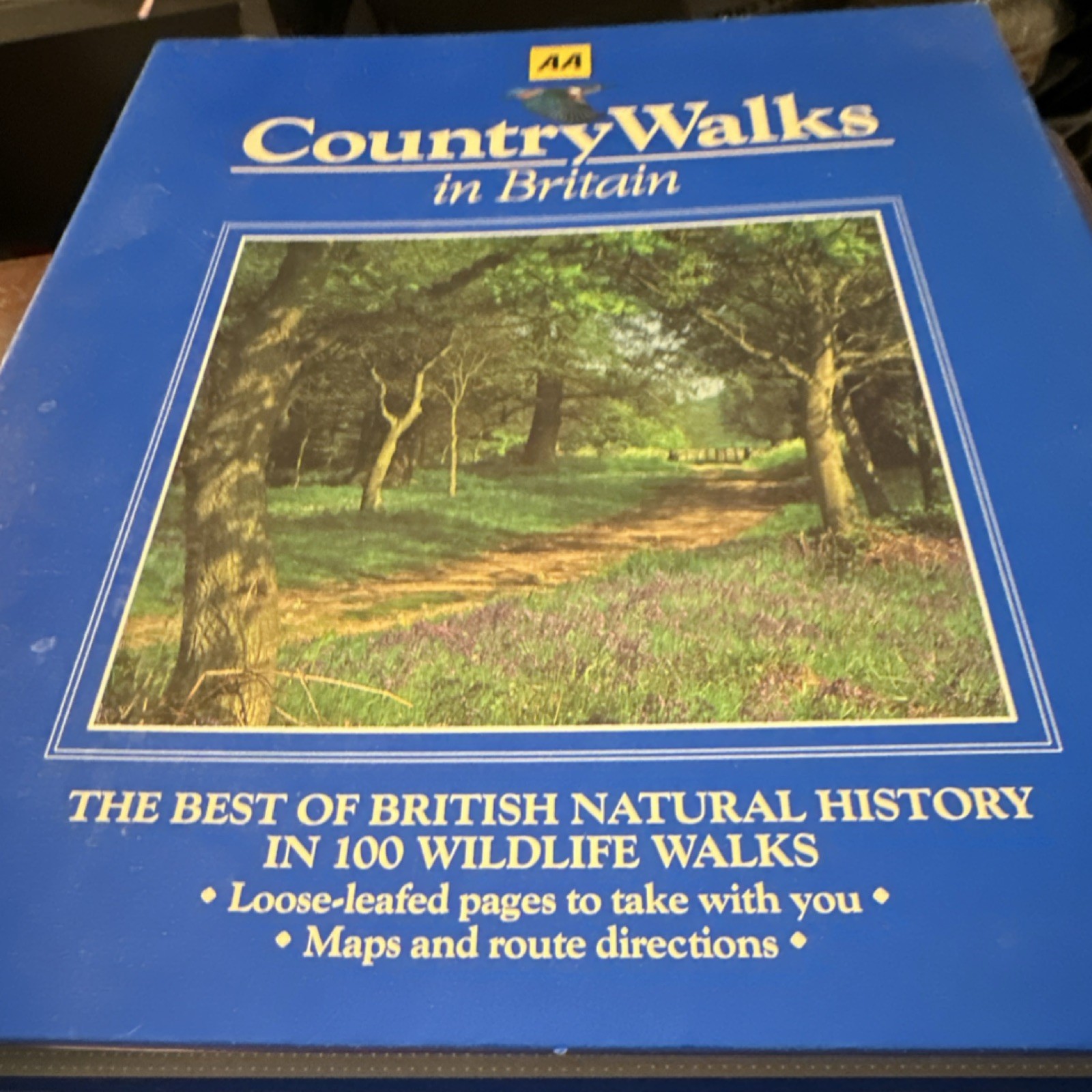 The Automobile Association Country Walks Wildlife Walks Loose-leaf Illustrated