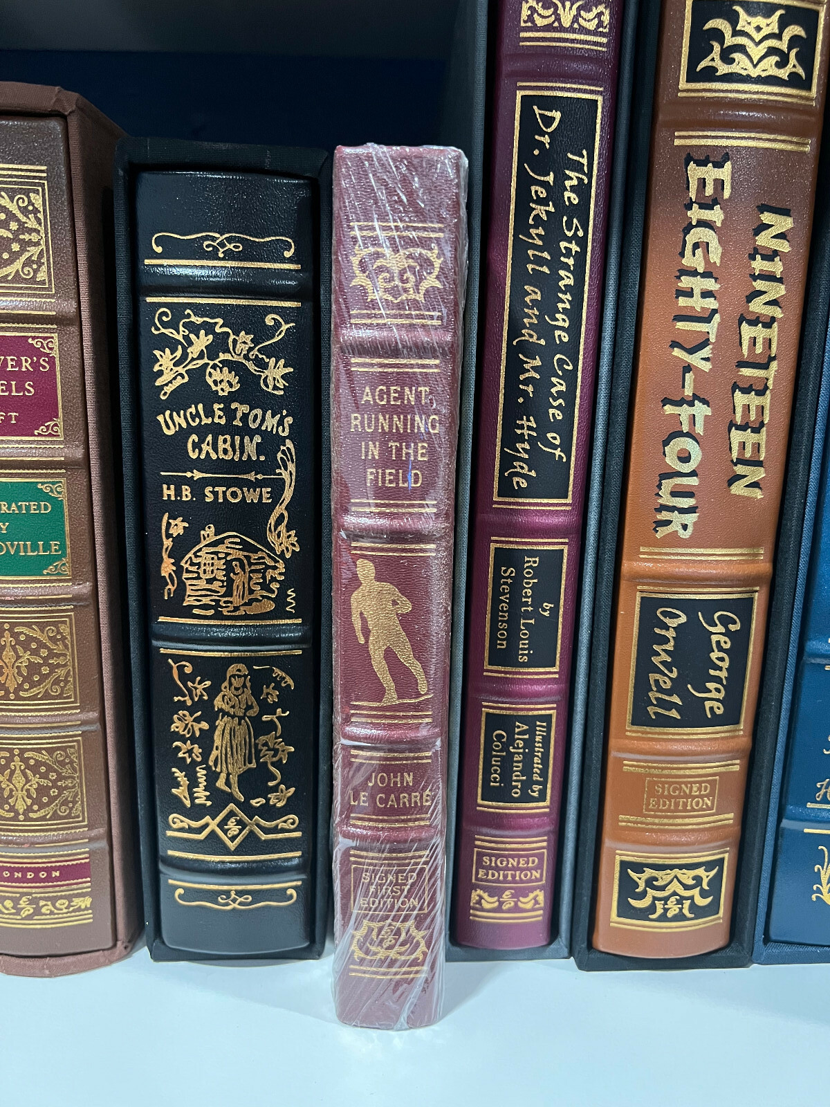 Easton Press Agent Running in the Field – John Le Carre SIGNED 1st Ed Brand New