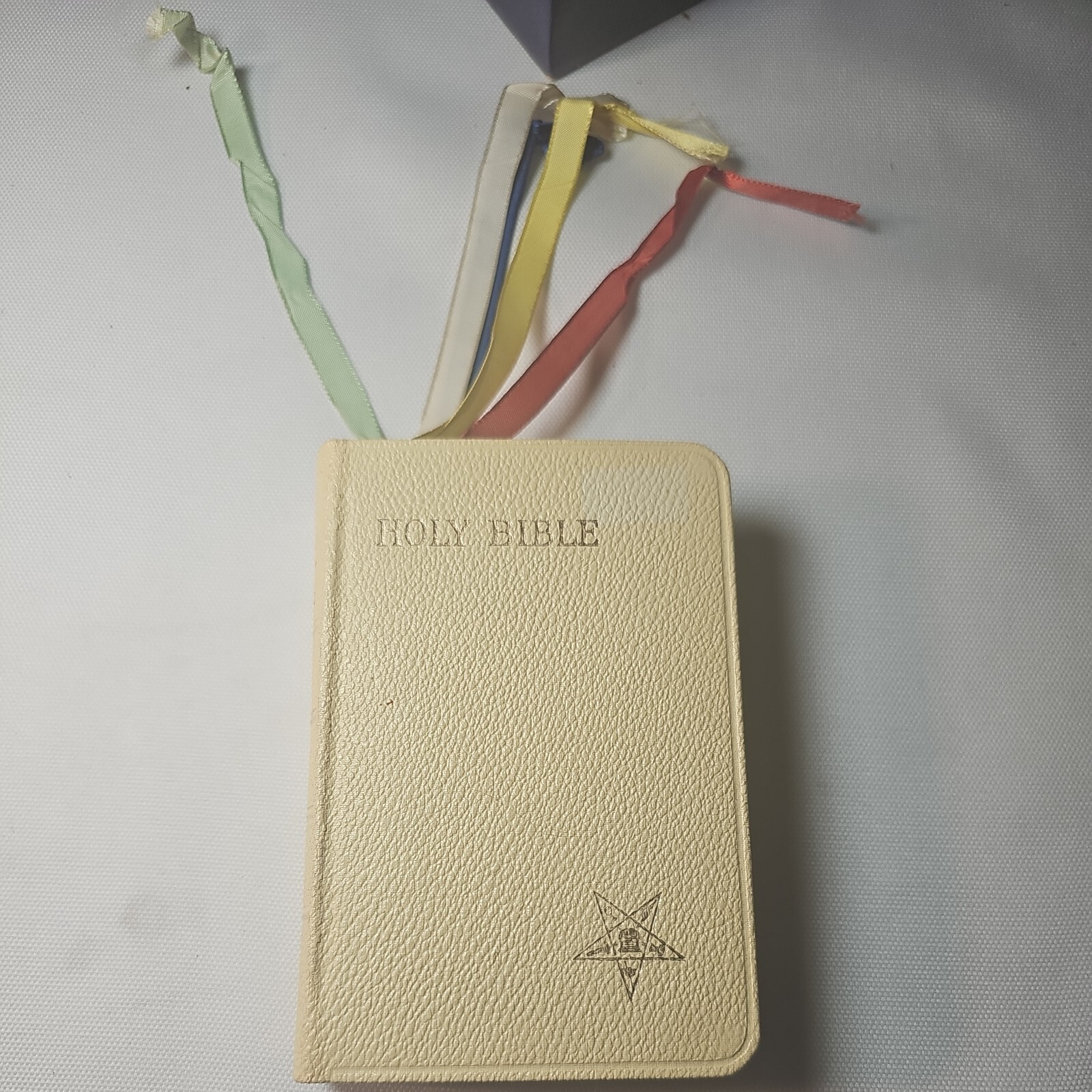 Vtg HOLY BIBLE pocket size OXFORD LONDEN ENGLAND Eastern Star Gold Edge