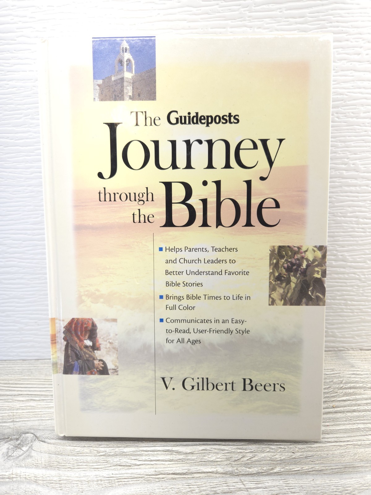 The Guideposts Journey Through the Bible V. Gilbert Beers Hardcover