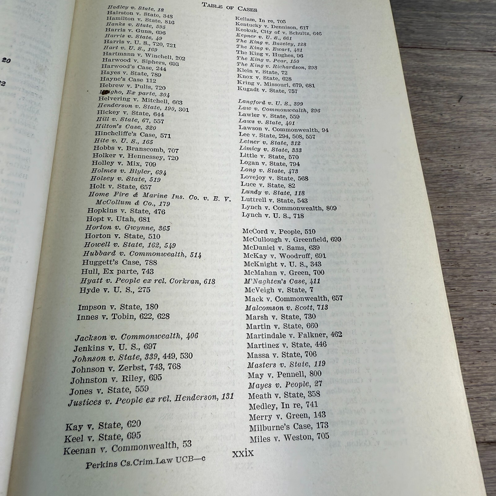 Cases on Criminal Law and Procedure 1st Edition 1952 University Casebook Series