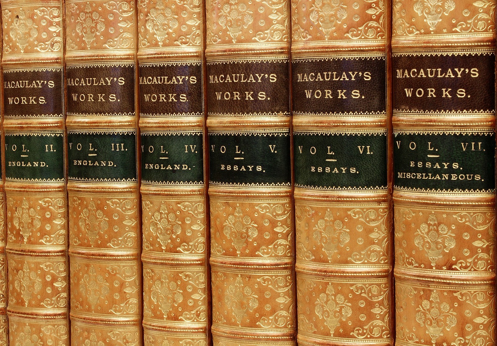 The Works of Lord Macaulay. 8 VOLUMES – 1875 – IN FINE TREE CALF !
