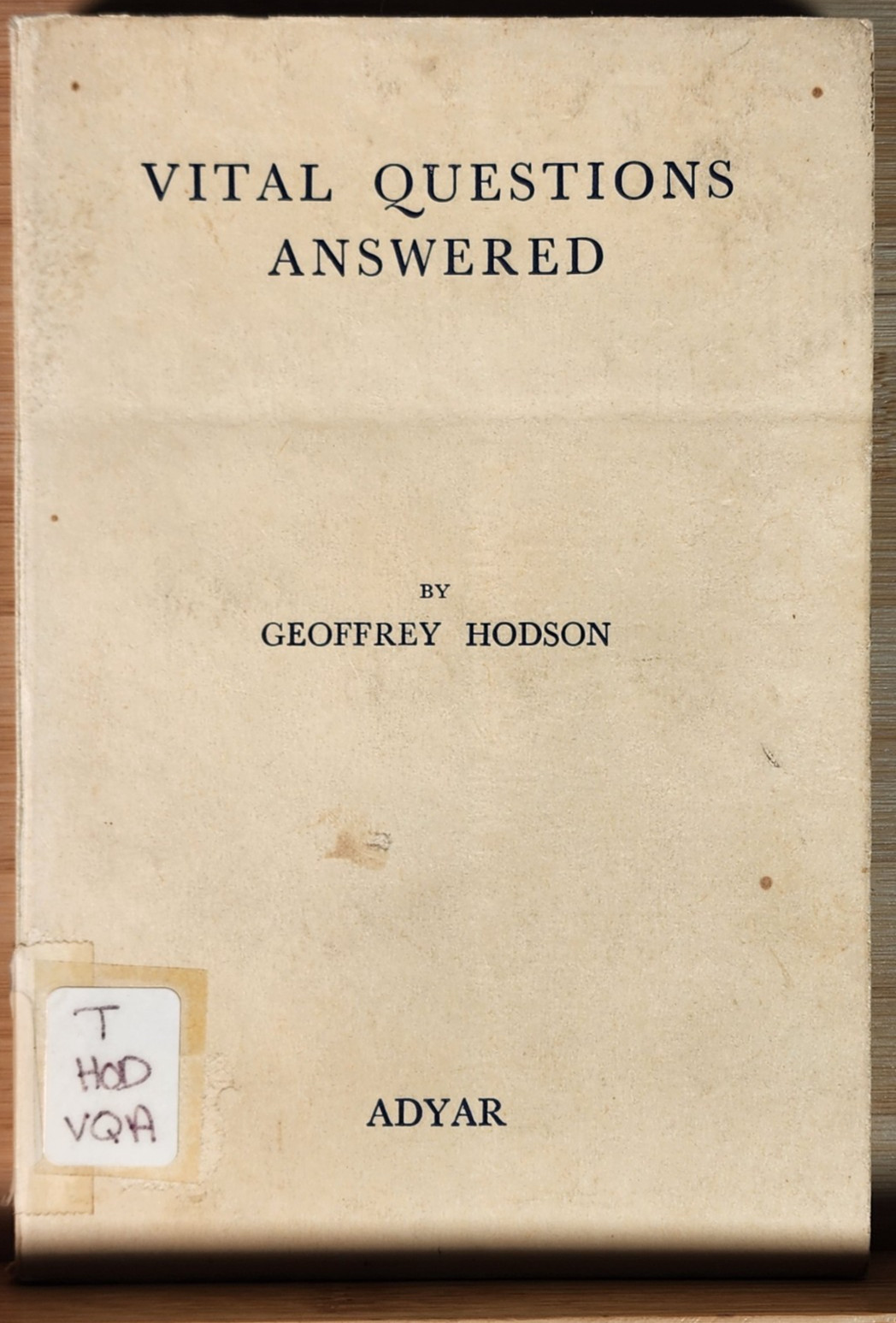 Vital Questions Answered by Geoffrey Hodson Printed 1959 – Theosophy Paperback
