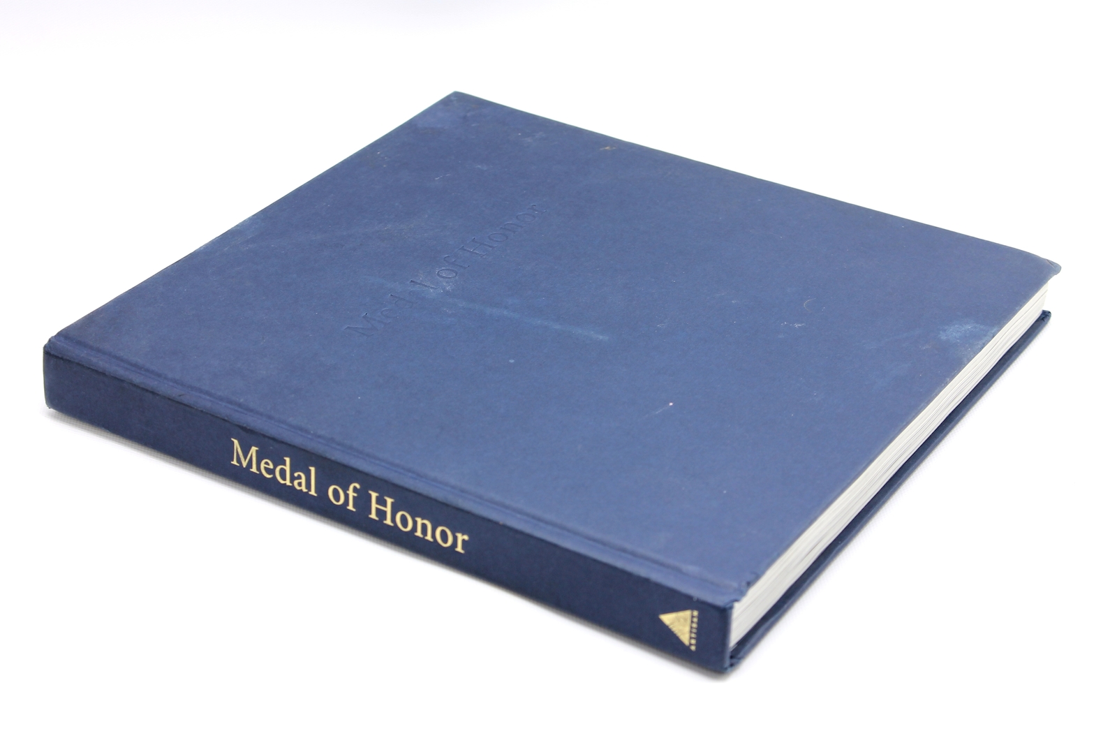 Medal of Honor Hardback Book 2003 Artisan Publisher