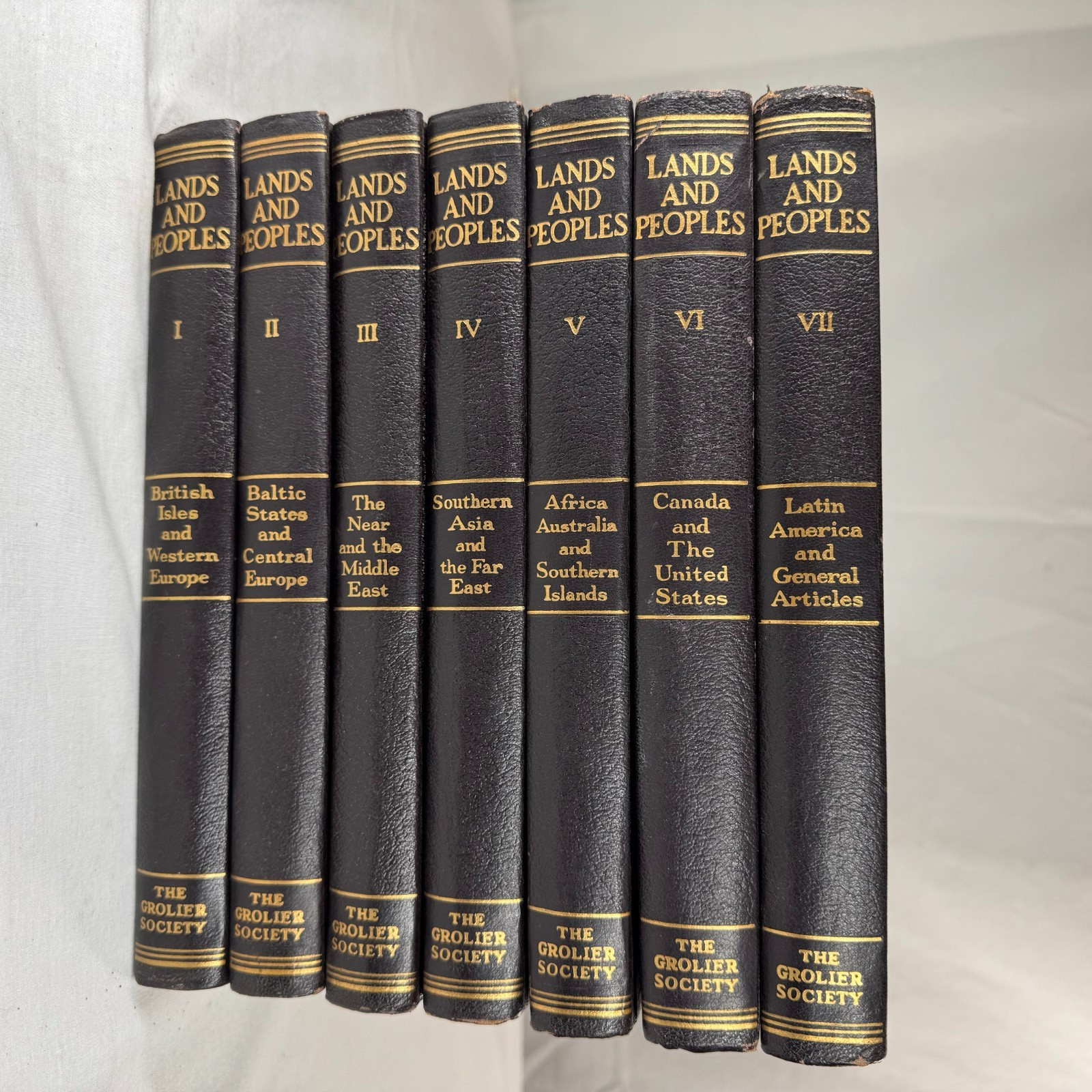 Lands and Peoples Complete VTG Book Set Volumes 1-7 The Grolier Society – 1956