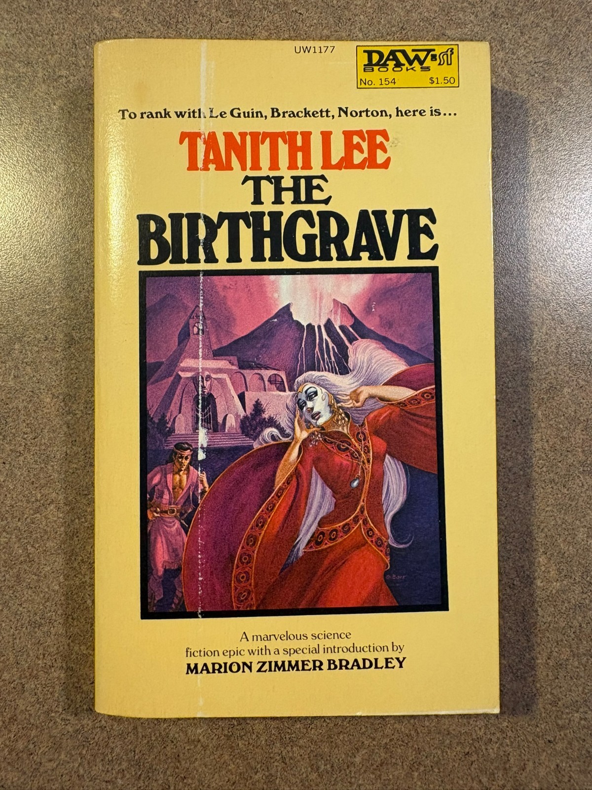 The Birthgrave – Tanith Lee – DAW Books No. 154 1st Printing 1975 (LIKE NEW)