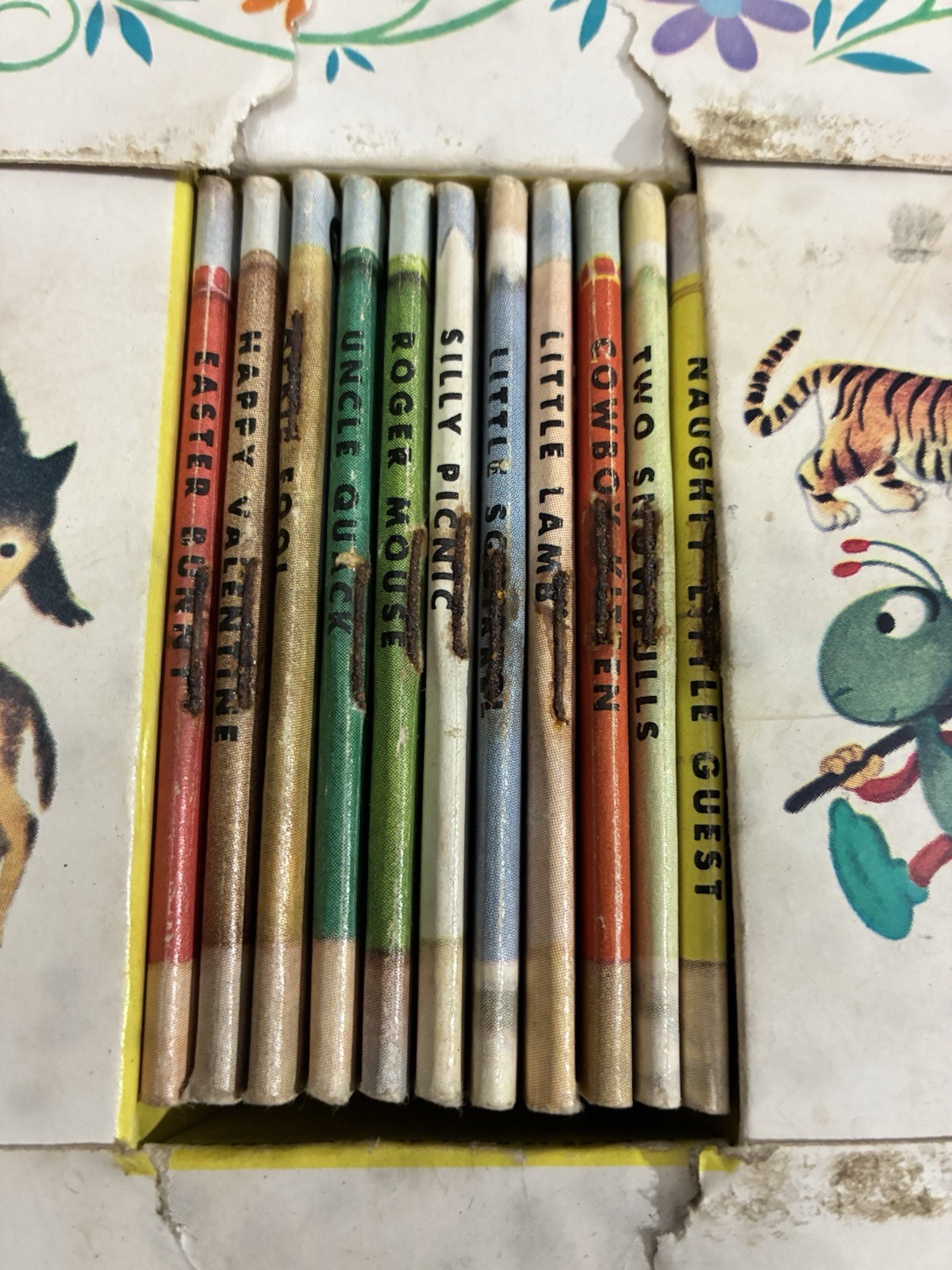 Vtg Tiny Golden Library Box Set (33 miniature books) 3 Books Missing #2,14,30