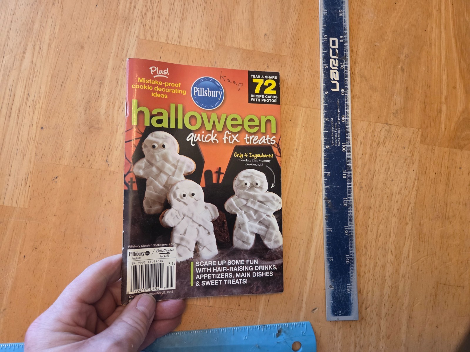 Pillsbury Halloween – Quick Fix Treats – 2012 Pamphlet