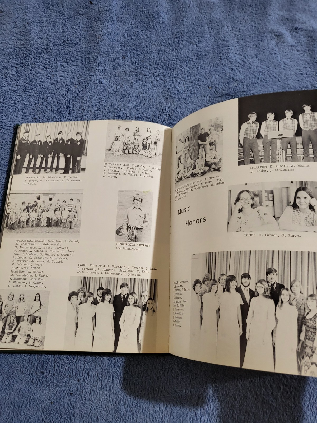 Vintage 1976 Mapleton, MN. Public School Minnesota Class Yearbook Life Piper