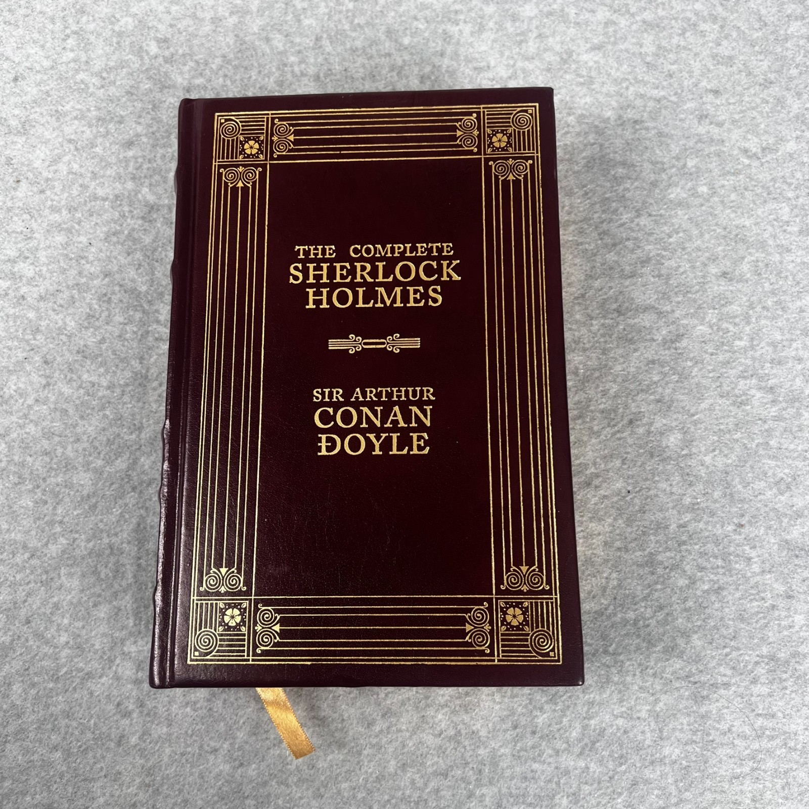 The Complete Sherlock Holmes Barnes & Noble Leather Decorative Book
