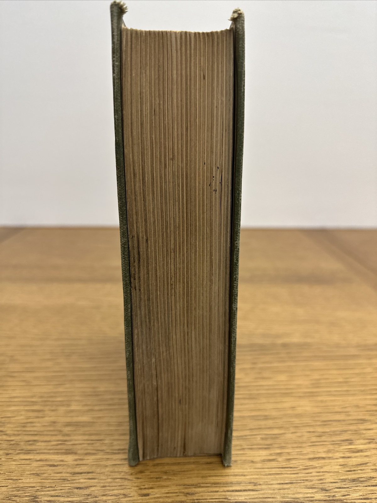 { Physics } By Hausmann-Slack D. Van Nostrand Co. Second Ed. Dec. 1946 W/ Answer
