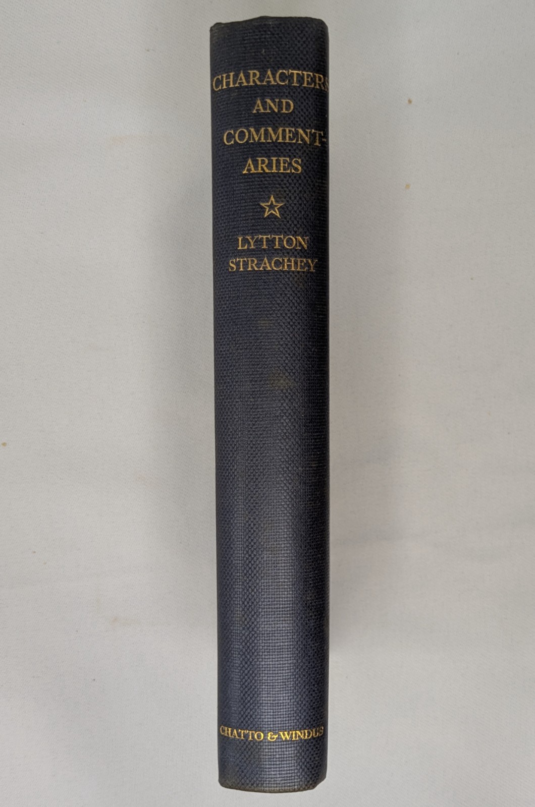 1933 Characters and Commentaries Lytton Strachey Dustwrapper 1st Edn Bloomsbury