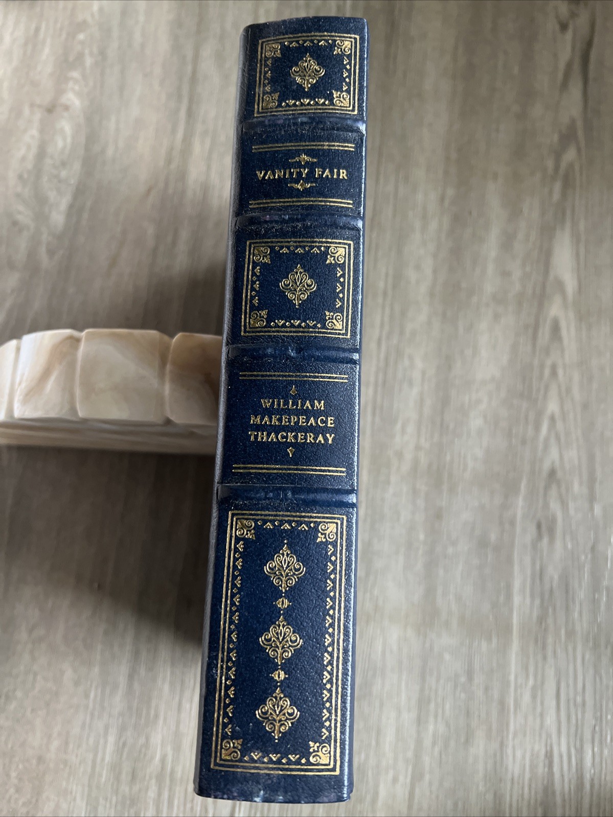 ? Franklin Library VANITY FAIR William Thackeray HTF Cover 1981 Illustrated