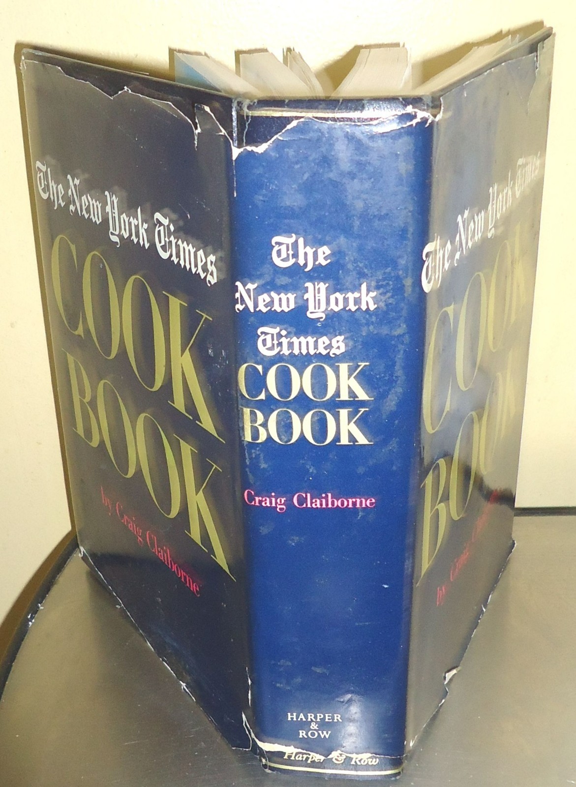 1961 New York Times Cook Book by Craig Claiborne DJ HARDCOVER 797 pgs.