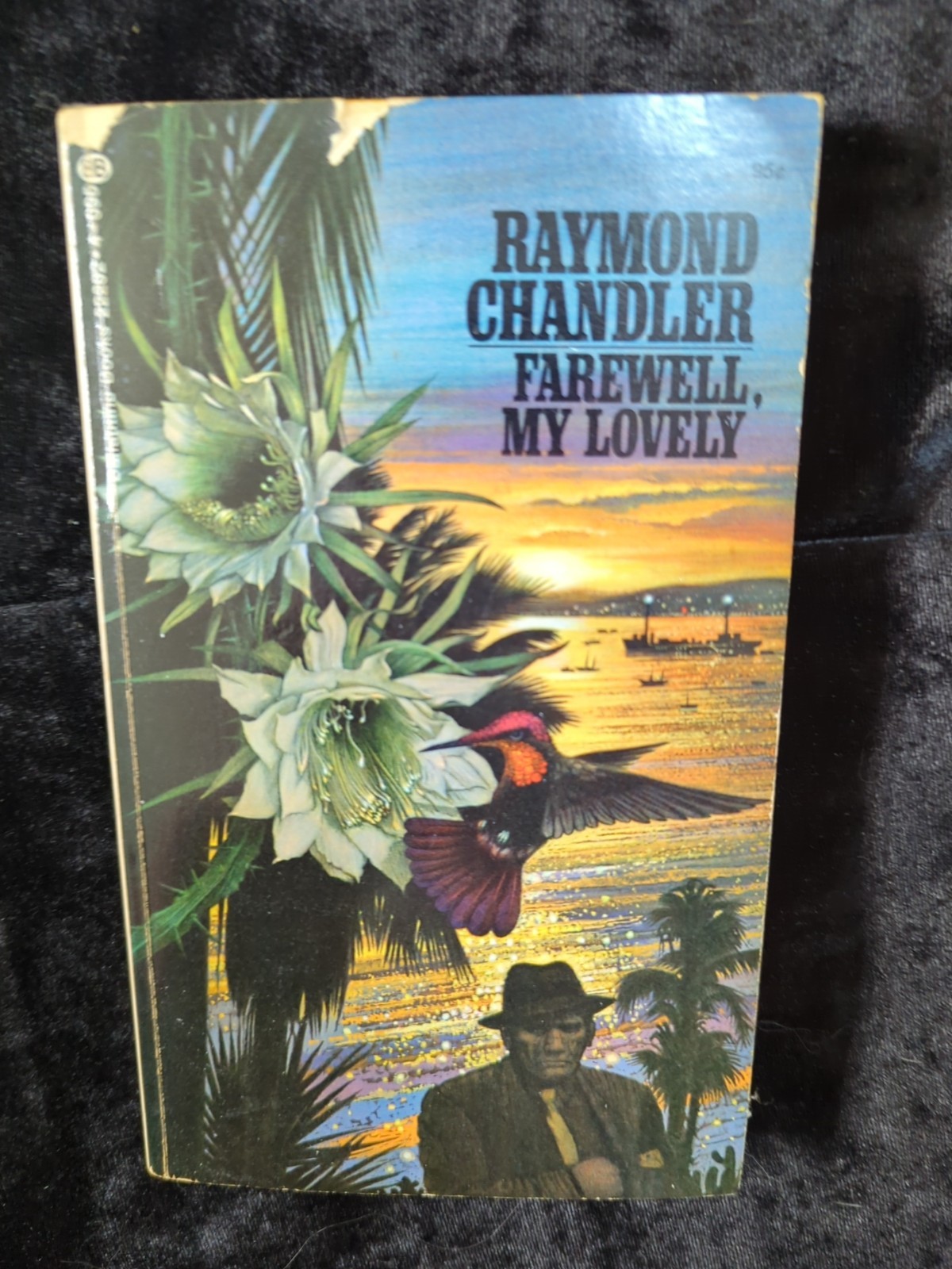 Vintage Edition Of Farewell My Lovely By Raymond Chandler Fourth US Edition 1973