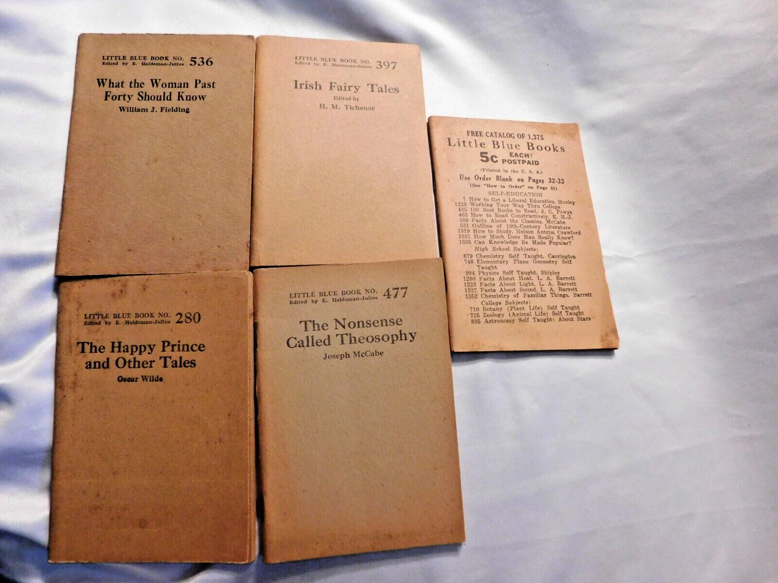 LITTLE BLUE BOOKS LOT 477-397-280-536 & THE LITTLE BLUE BOOKS CATALOG 1920’S