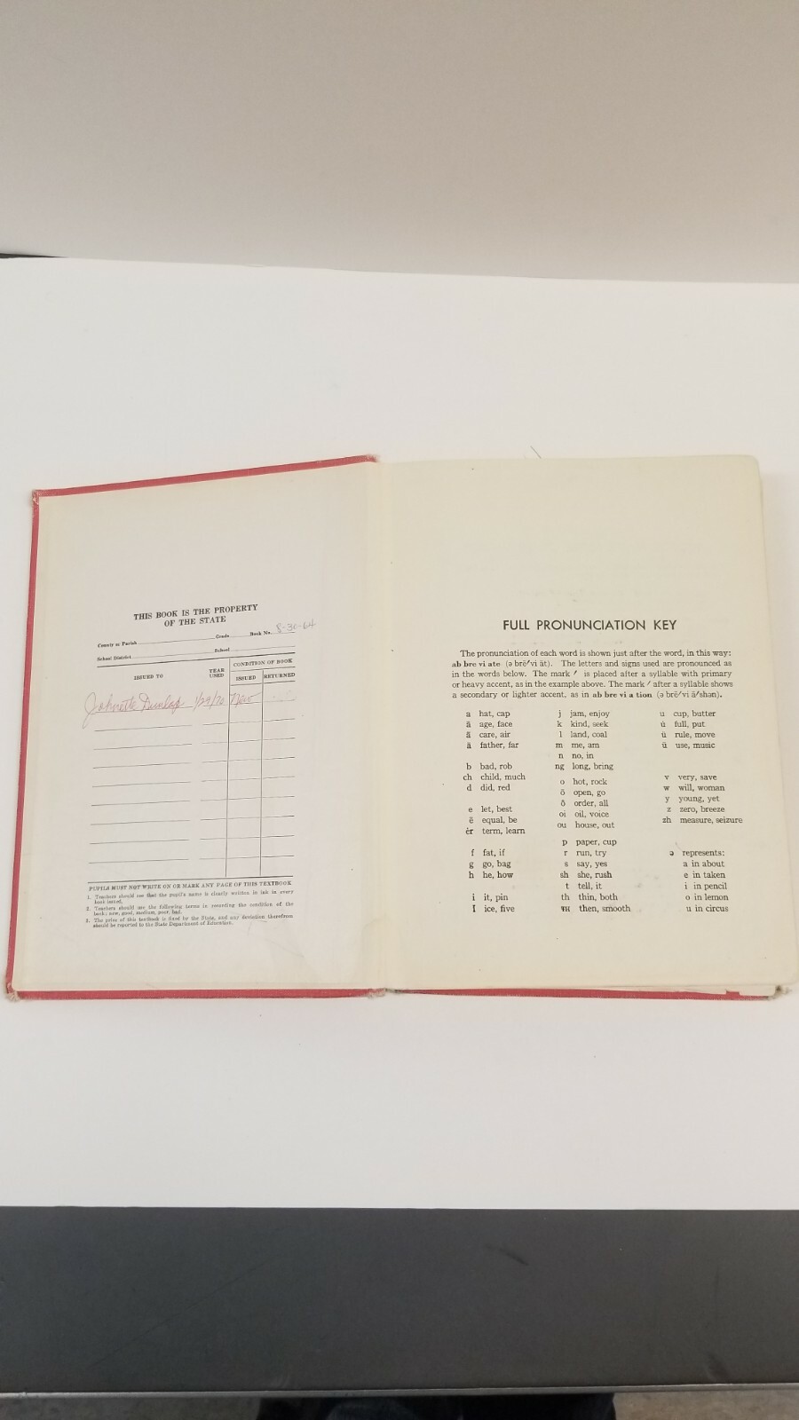 Thorndike And Barnhart Junior Dictionary 1962 Edition.