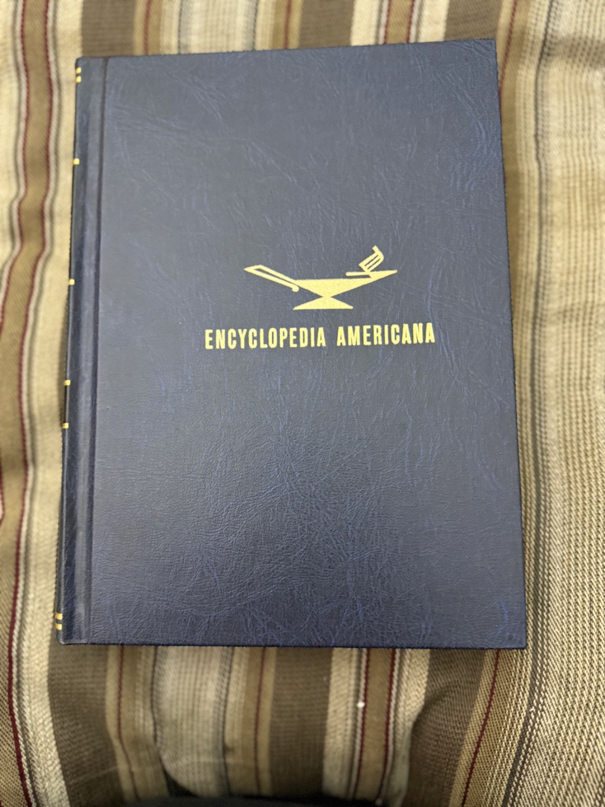 1965 ENCYCLOPEDIA AMERICANA International Ed Volume #6 Caste – Civil Law
