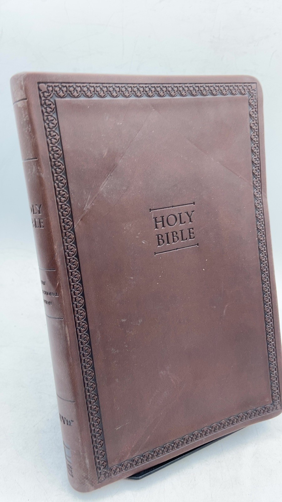 Holy Bible: New International Version Hardcover NIV Thinline Bible 2011