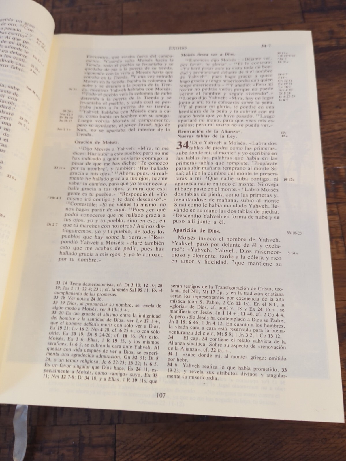 Vintage Bible-Bible Of Jerusalem, Illustrated by Gustave Doré – Volume One. 1999