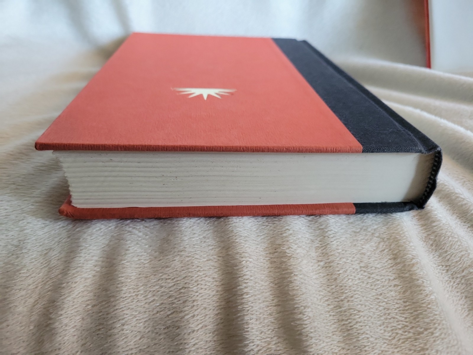 RISING SUN by Michael Crichton 1992 First Trade Edition Book