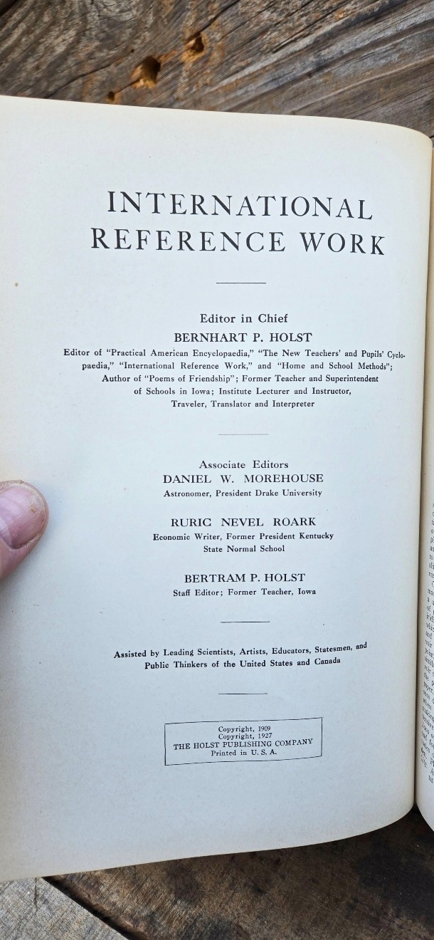 Antique International Reference Book Set 10 volumes 1927