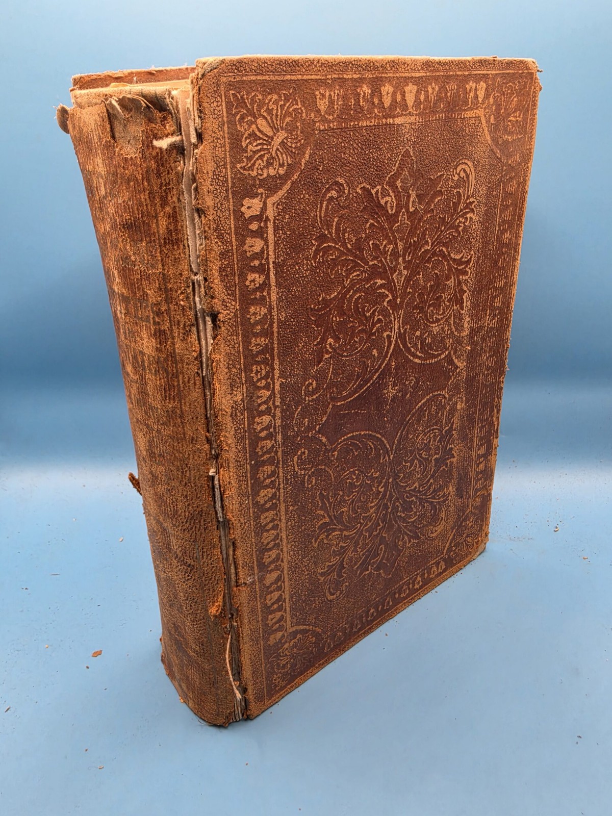 Frost’s Pictorial History of Indian Wars and Captivities from the Earliest Rec..