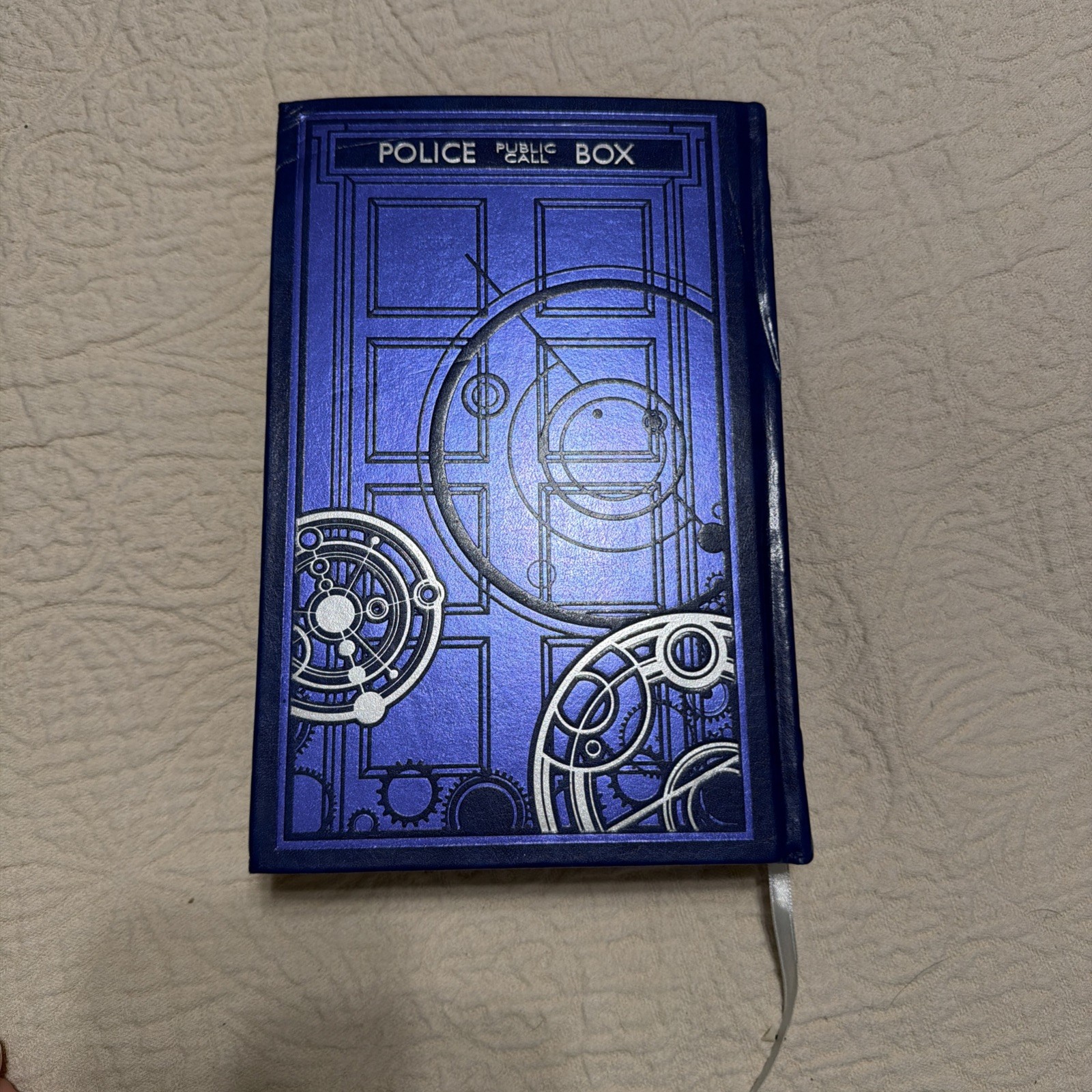 Barnes and Noble Leather-bound Classics Doctor Dr. Who The Silent Stars Go By