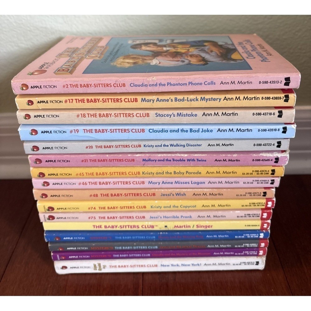 Lot of 16 Vintage Babysitters Club Books Mystery Ann M Martin Vintage 90s Series