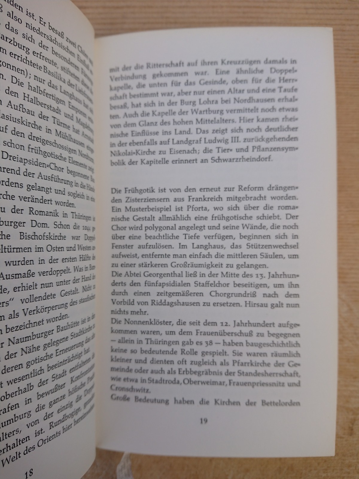 Dome churches & monasteries in Thuringia Hans-Herbert Möller 1964 256 pages Willow