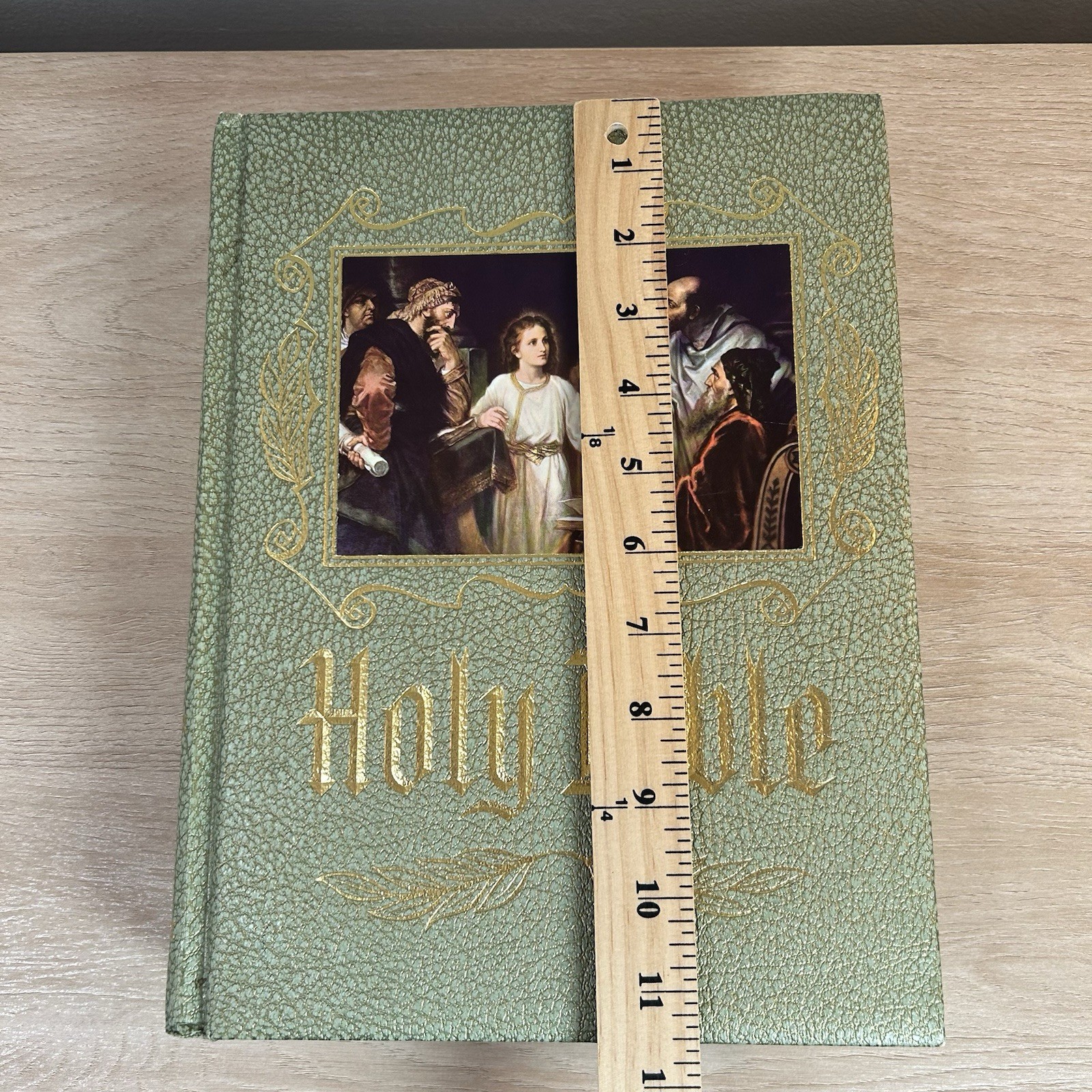 Vintage Holy Bible Heirloom Edition 1978-79 NAB Hardcover Red Letter Illustrated