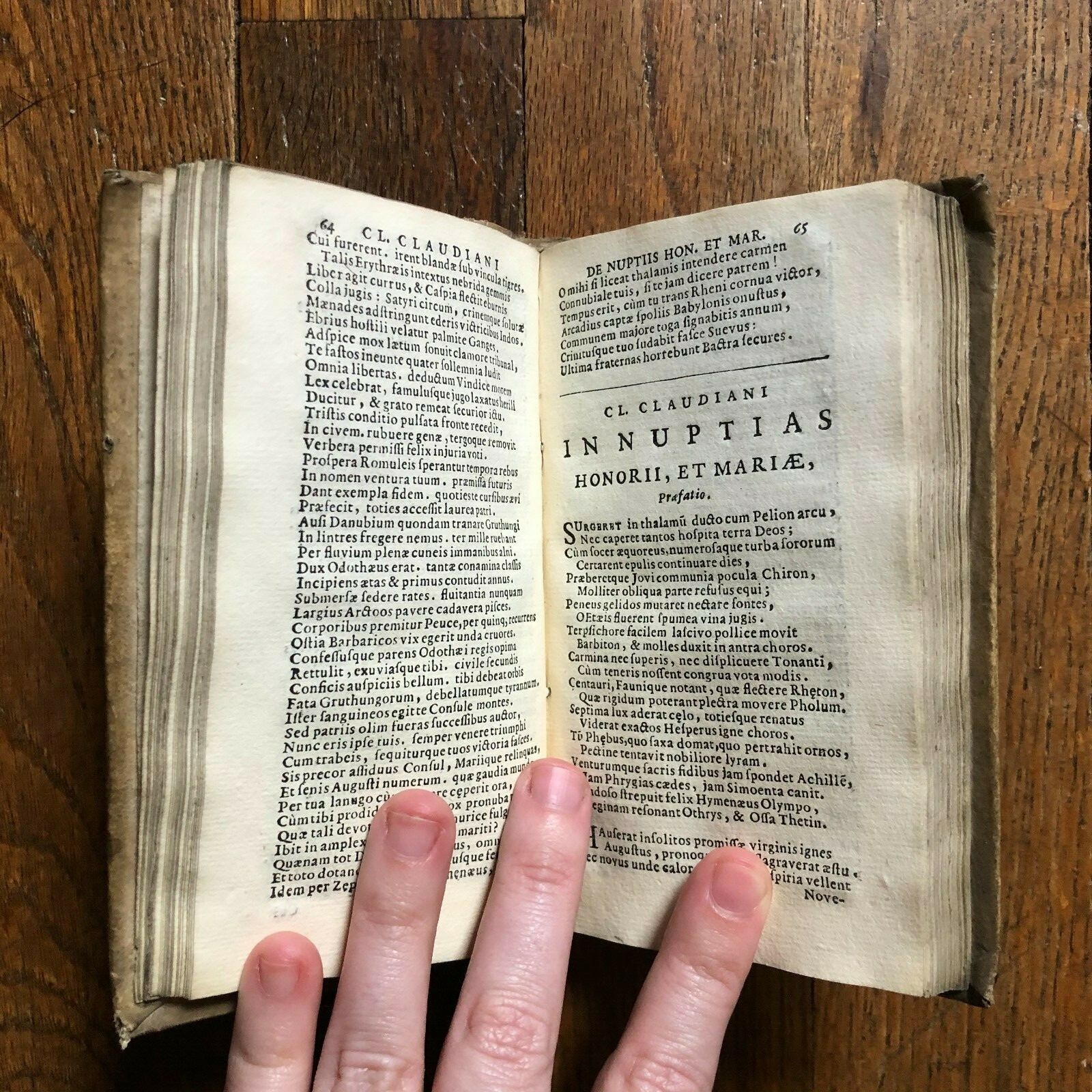 Cl. Claudiani quae exstant: ex emendatione Nicolai Heinfy Dan: F. Claudius. 1716