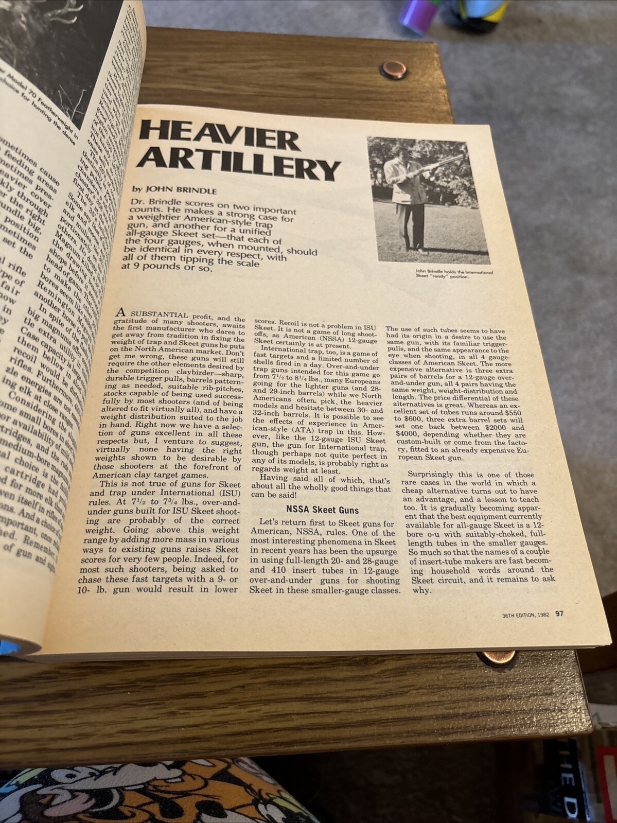 Gun Digest , Ken Warner 1982 Softcover , Worlds Greatest Gun Book